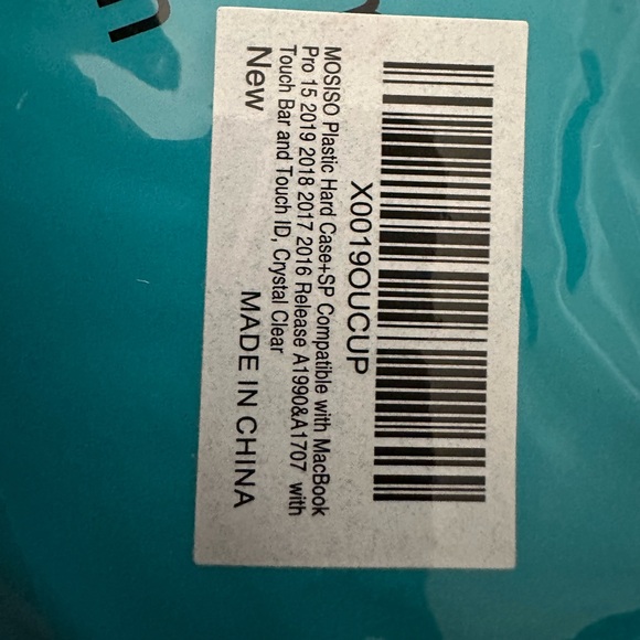 MacBook Pro 15 - Picture 2 of 2